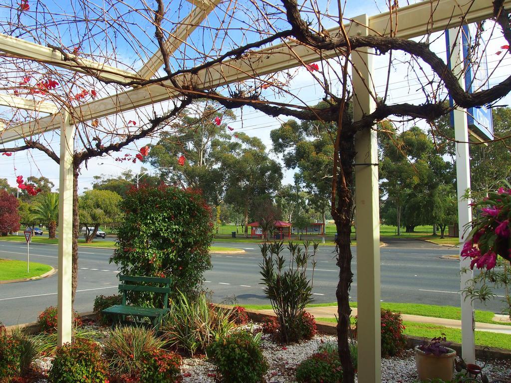 Murray River Motel Swan Hill Exteriör bild